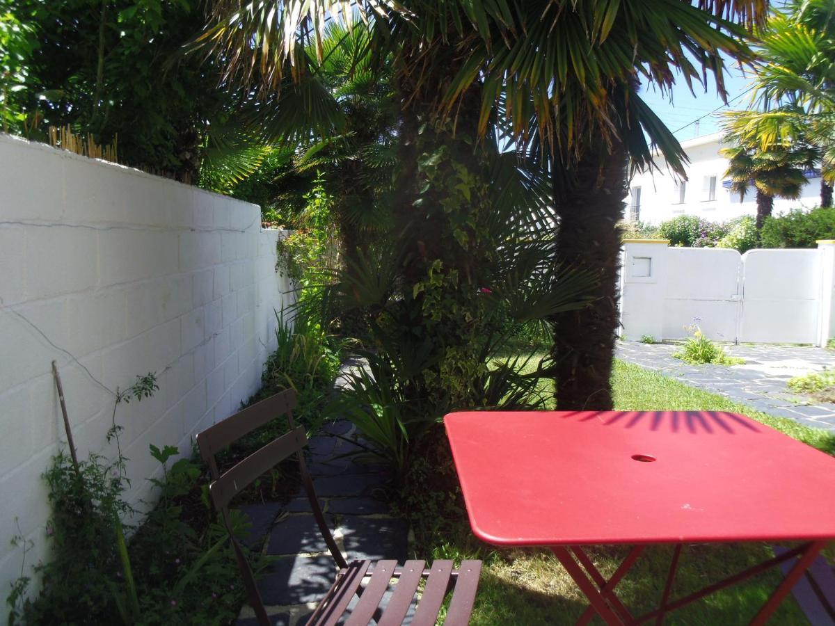 Chambre Meublee Sympa Proche Centre Ville Lorient Luaran gambar